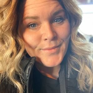 Meet your Posher, Felicia